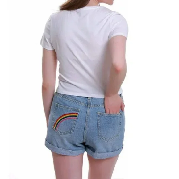 White Gajigaji Short Sleeve Knot Front Crop Top in a Misses size Medium - Picture 3 of 13